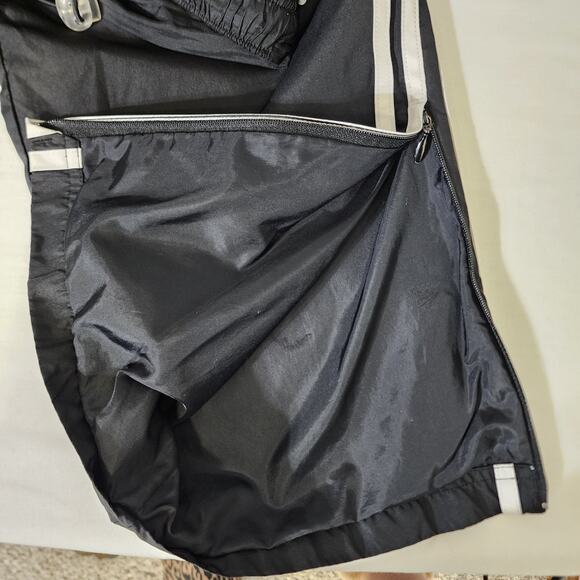 Adidas Womens Windbreaker Track Pant Black Large Training Warm Up 3 Stripe Y2K - Picture 13 of 13